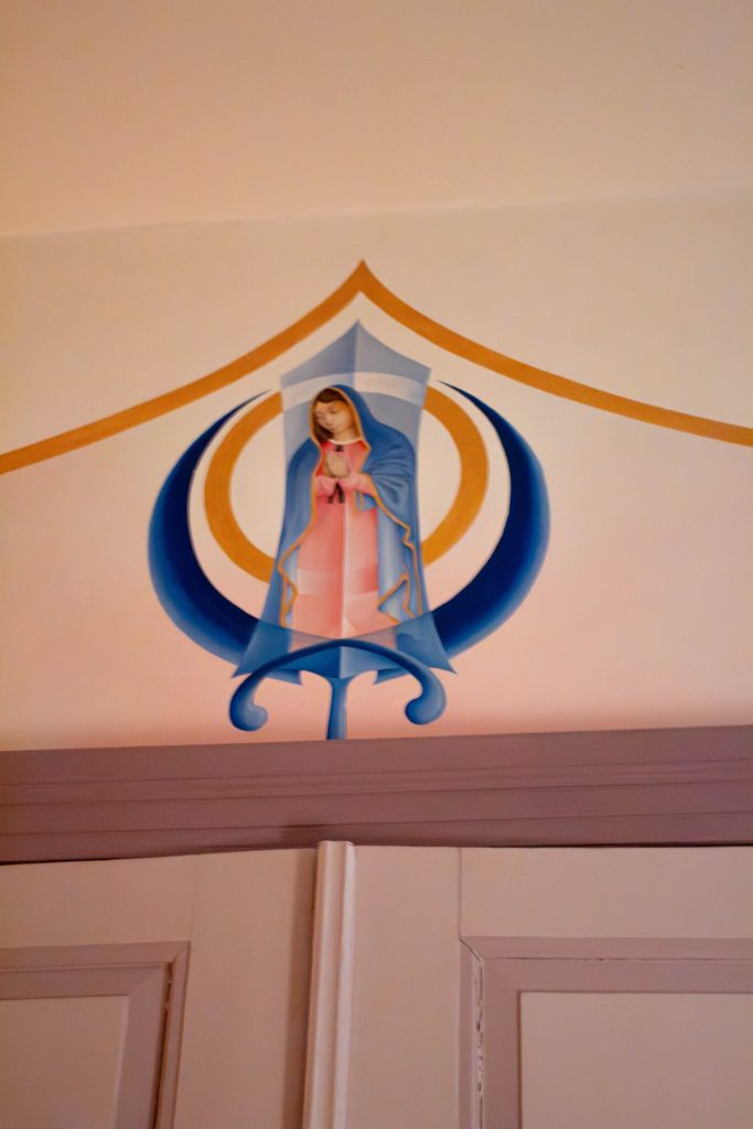 Guru Ram Das Aquarian Academy